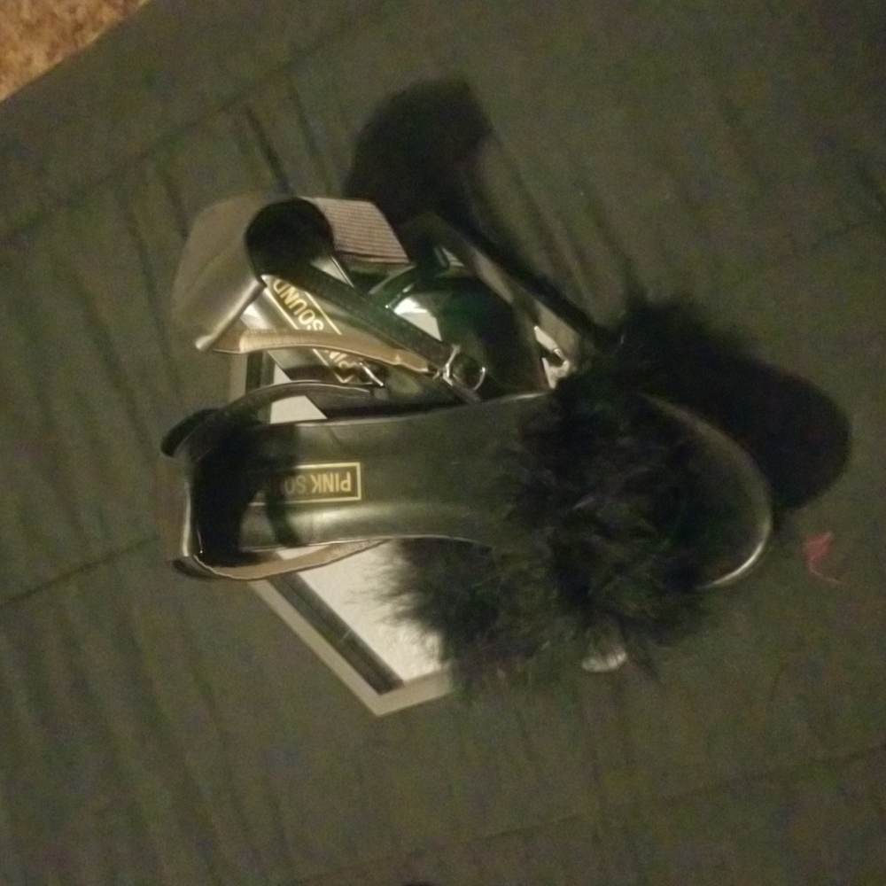 Shoes - Picture 1 of 3
